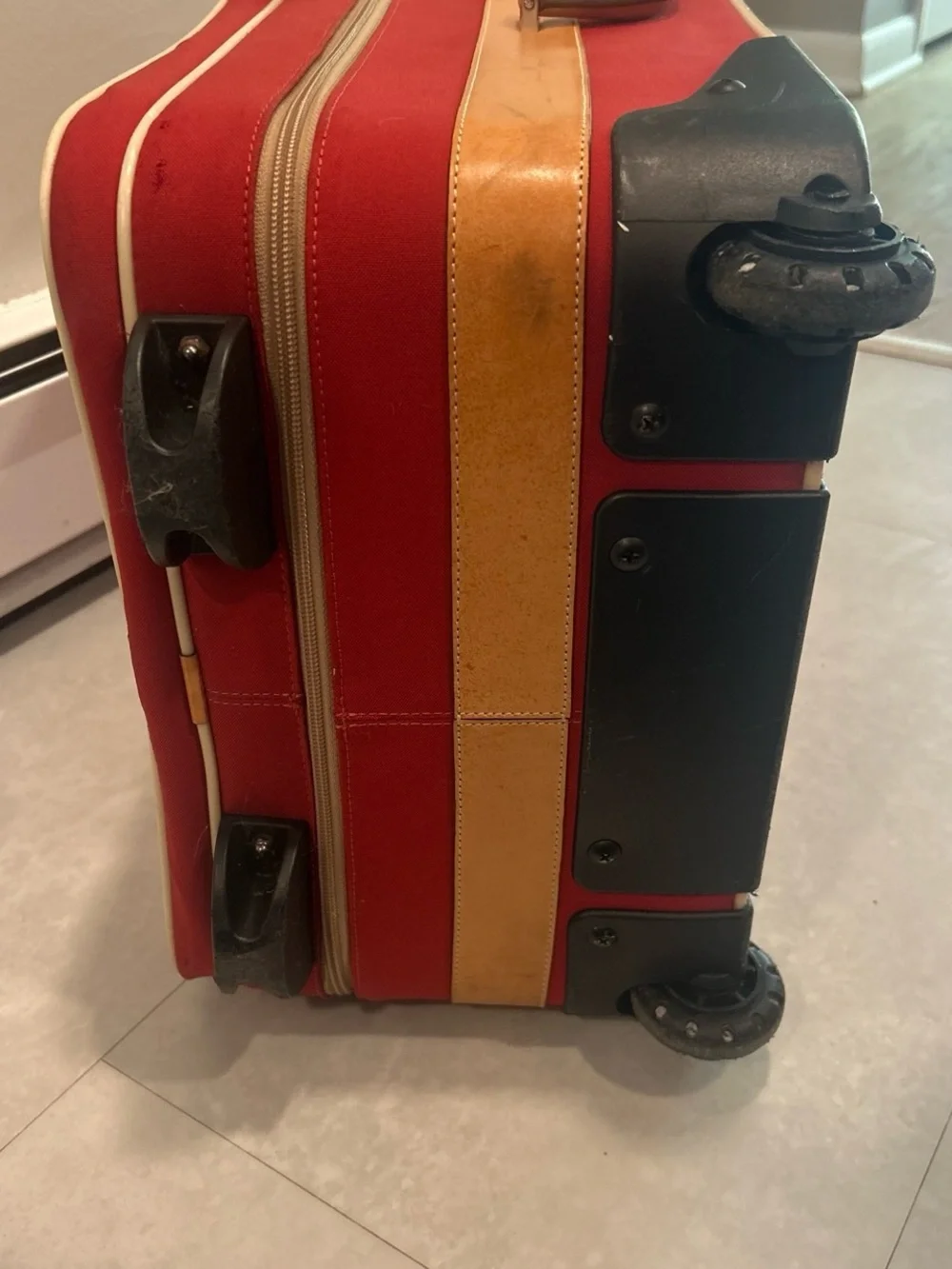 Coach rolling carry